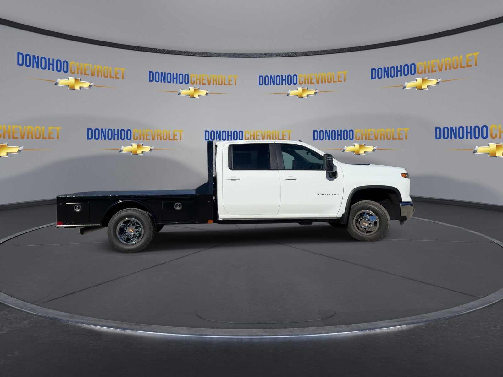 2026 Chevrolet Silverado 3500 HD Chassis Cab LT
