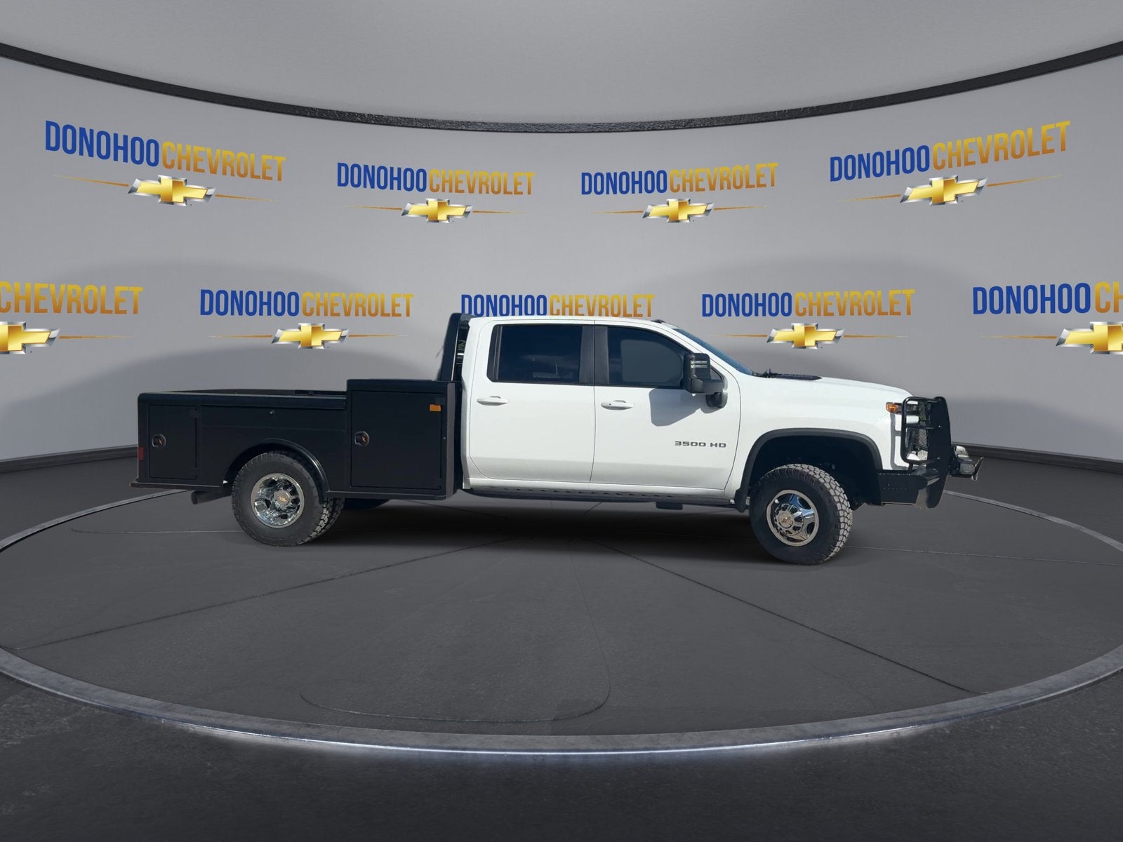 2026 Chevrolet Silverado 3500 HD Chassis Cab LT