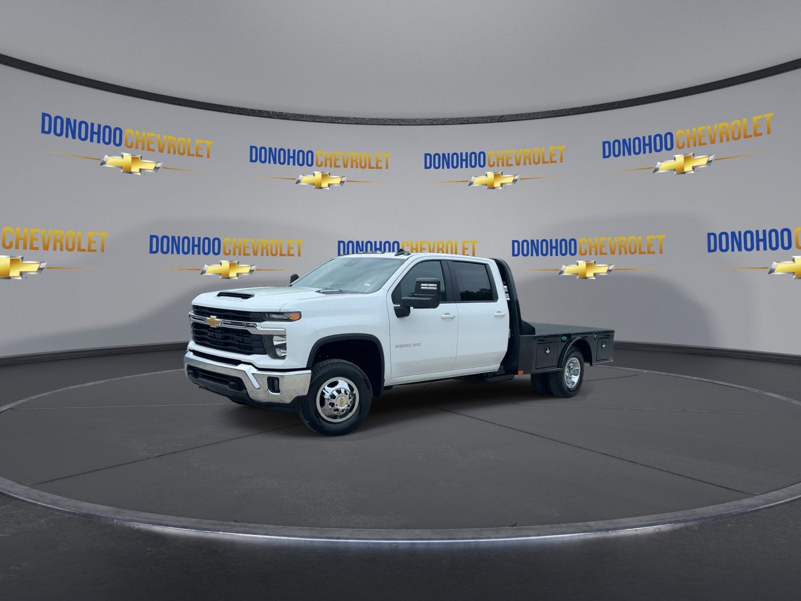 2026 Chevrolet Silverado 3500 HD Chassis Cab LT