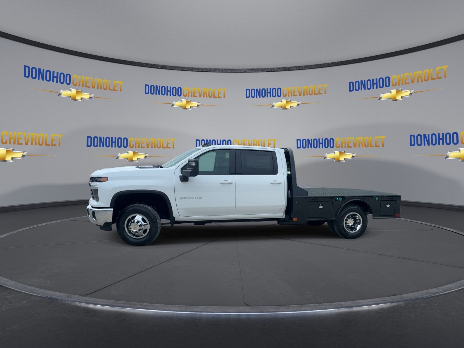 2026 Chevrolet Silverado 3500 HD Chassis Cab LT