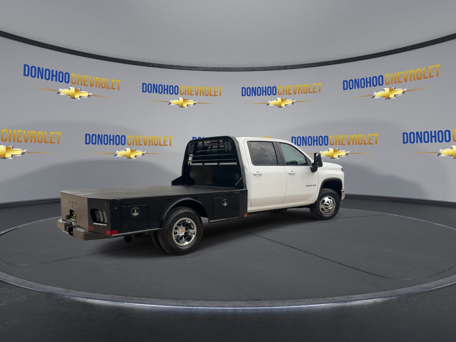 2026 Chevrolet Silverado 3500 HD Chassis Cab LT