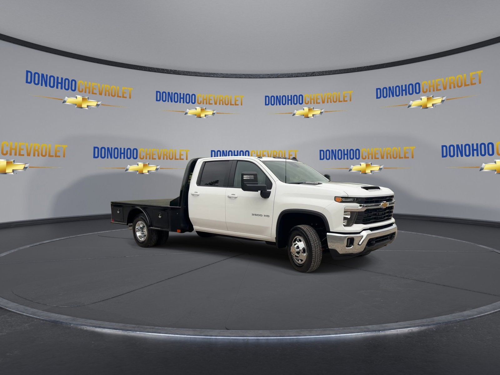 2026 Chevrolet Silverado 3500 HD Chassis Cab LT