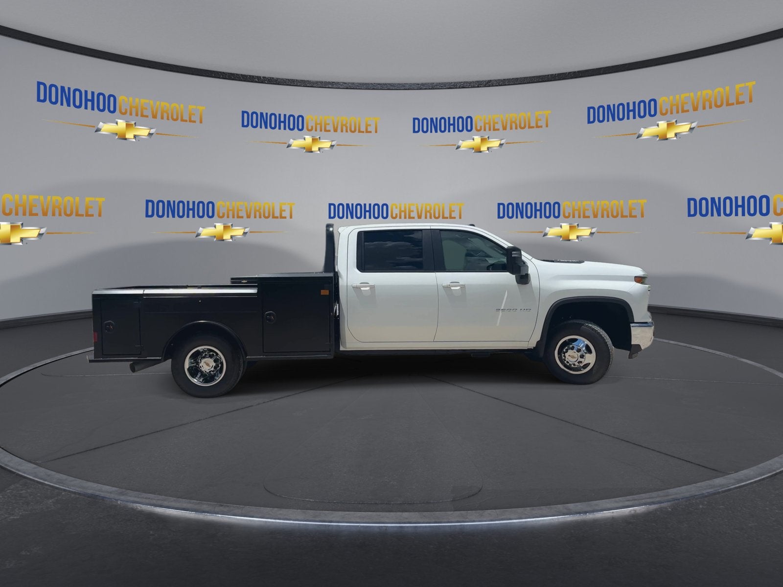 2026 Chevrolet Silverado 3500 HD Chassis Cab LT