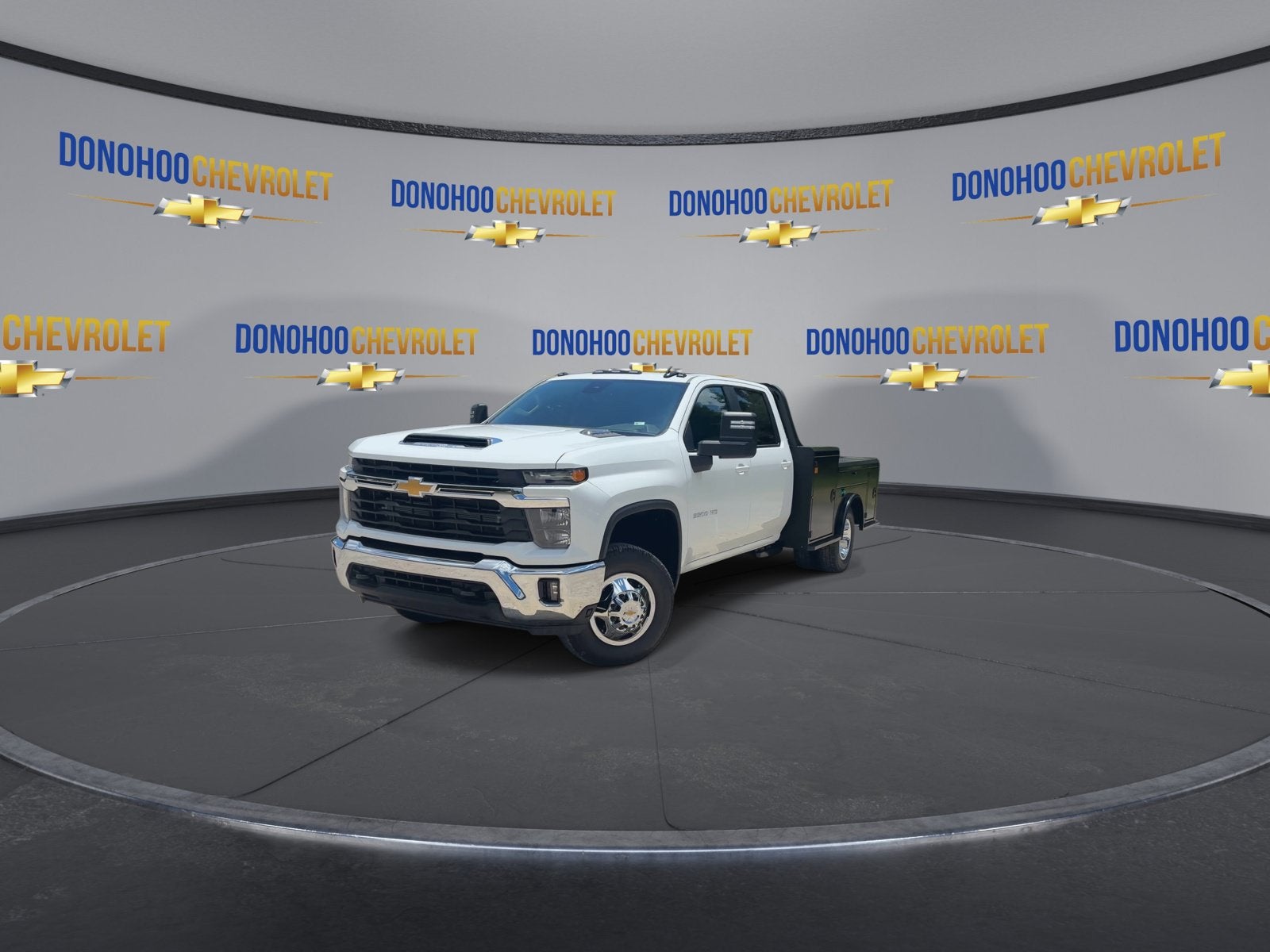 2026 Chevrolet Silverado 3500 HD Chassis Cab LT