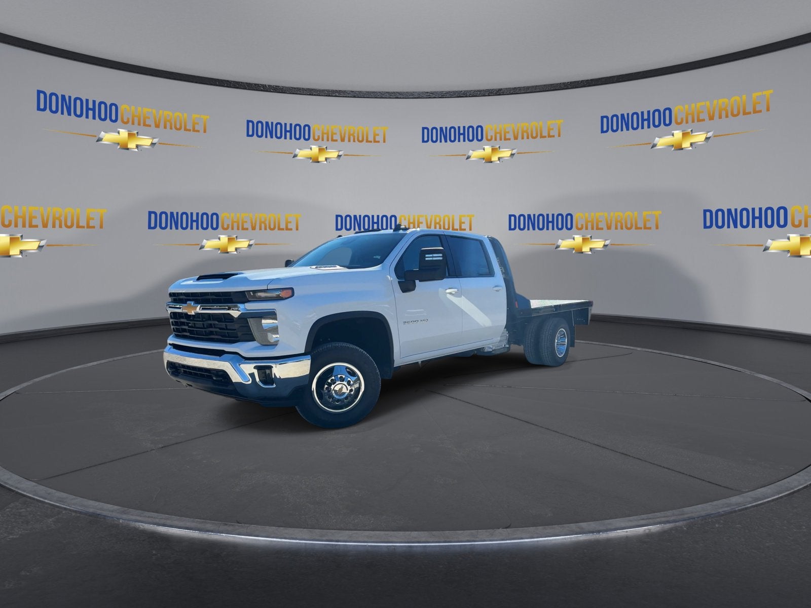 2026 Chevrolet Silverado 3500 HD Chassis Cab LT