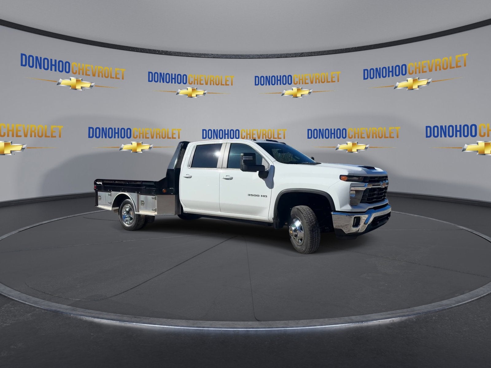 2026 Chevrolet Silverado 3500 HD Chassis Cab LT