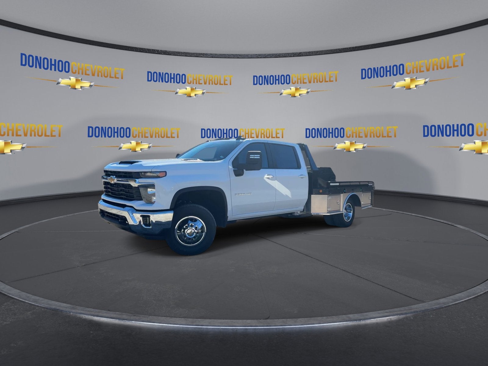 2026 Chevrolet Silverado 3500 HD Chassis Cab LT