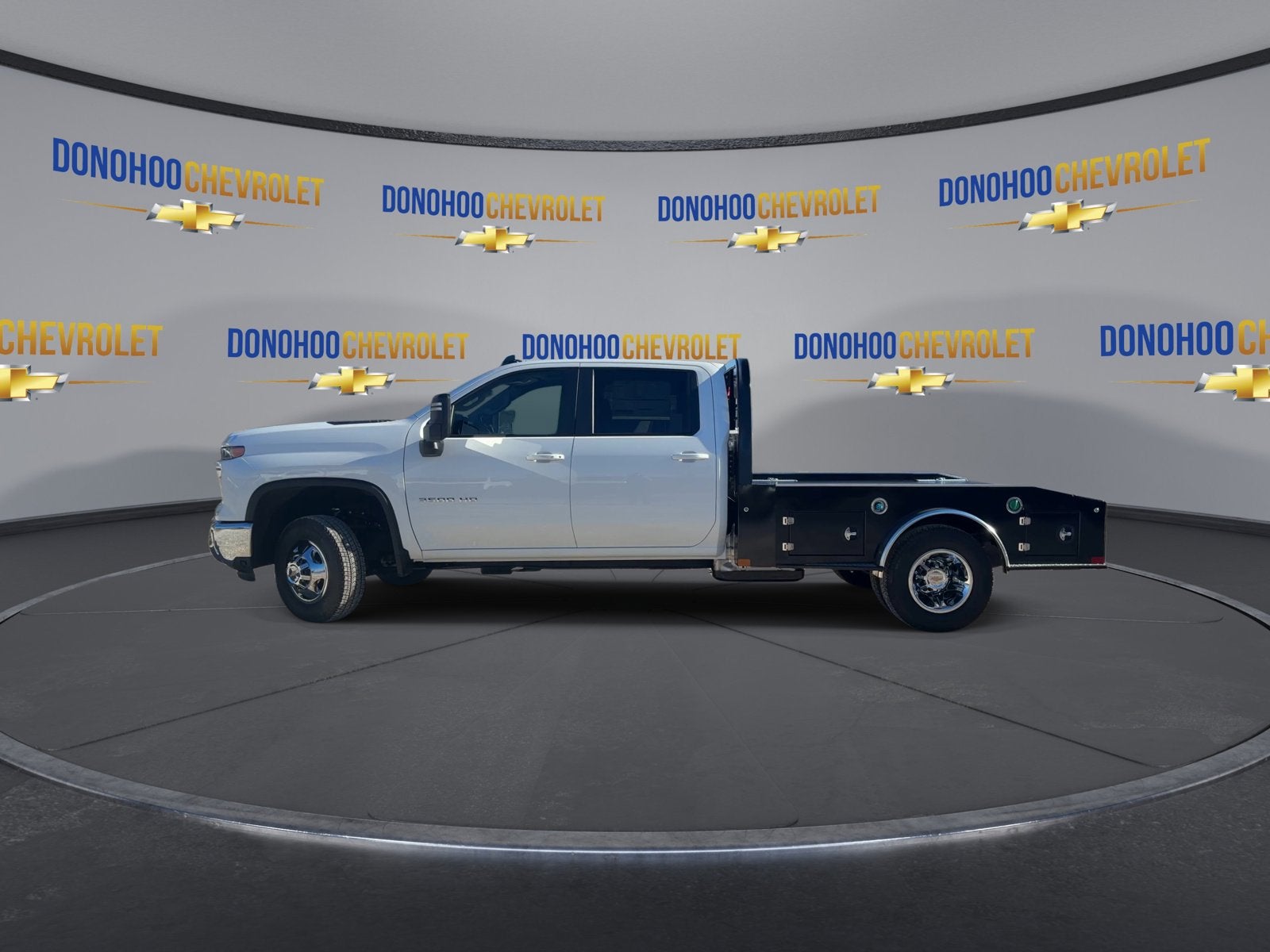 2026 Chevrolet Silverado 3500 HD Chassis Cab LT