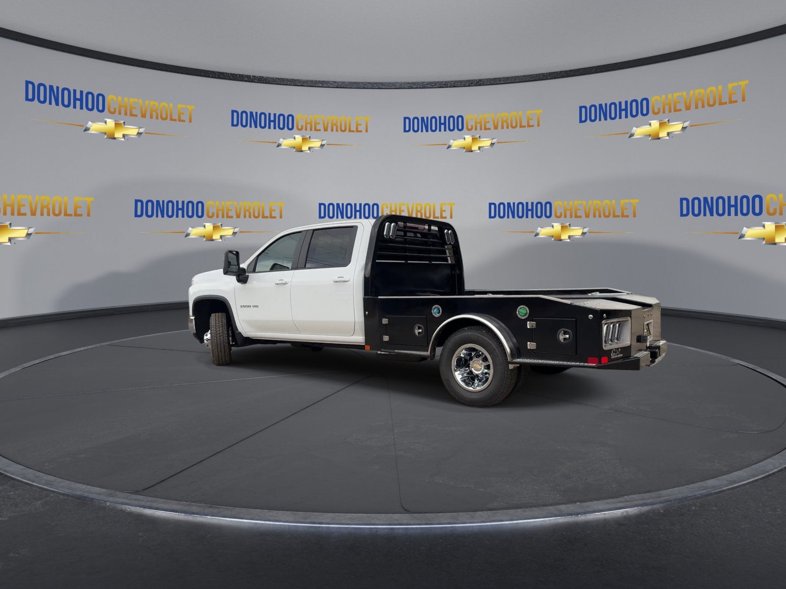 2026 Chevrolet Silverado 3500 HD Chassis Cab LT