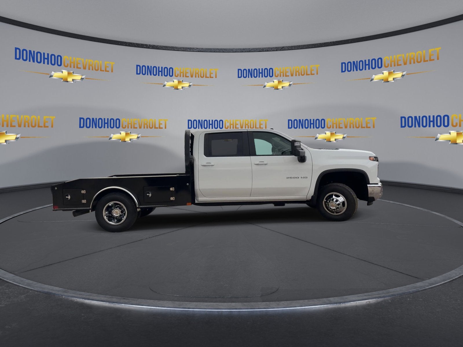 2026 Chevrolet Silverado 3500 HD Chassis Cab LT