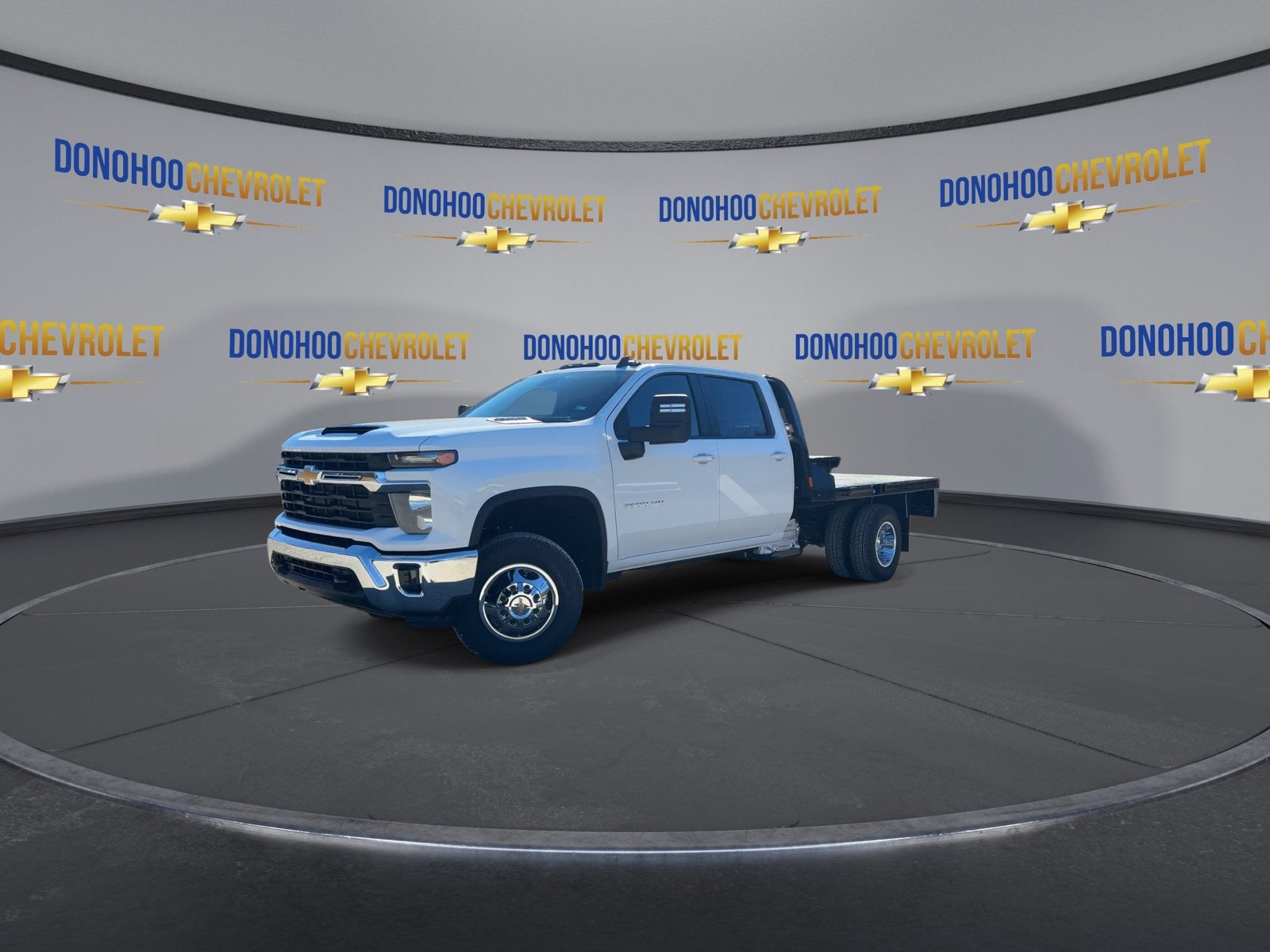 2026 Chevrolet Silverado 3500 HD Chassis Cab LT