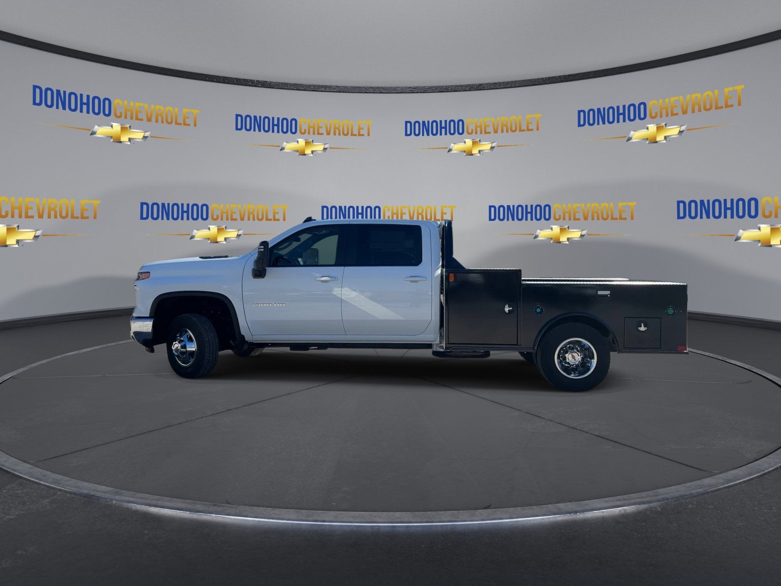 2026 Chevrolet Silverado 3500 HD Chassis Cab LT