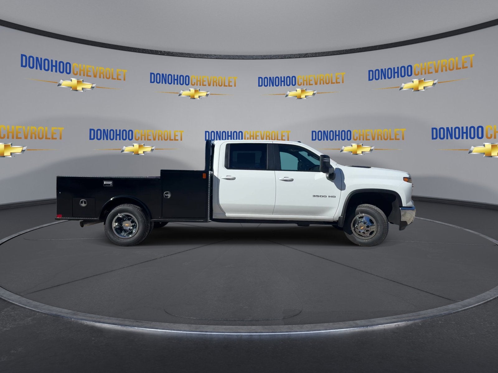 2026 Chevrolet Silverado 3500 HD Chassis Cab LT