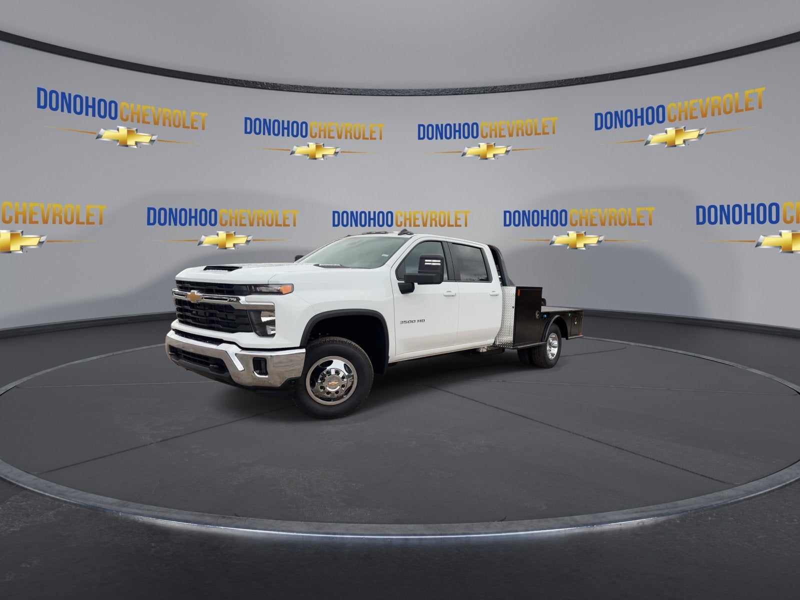 2026 Chevrolet Silverado 3500 HD Chassis Cab LT