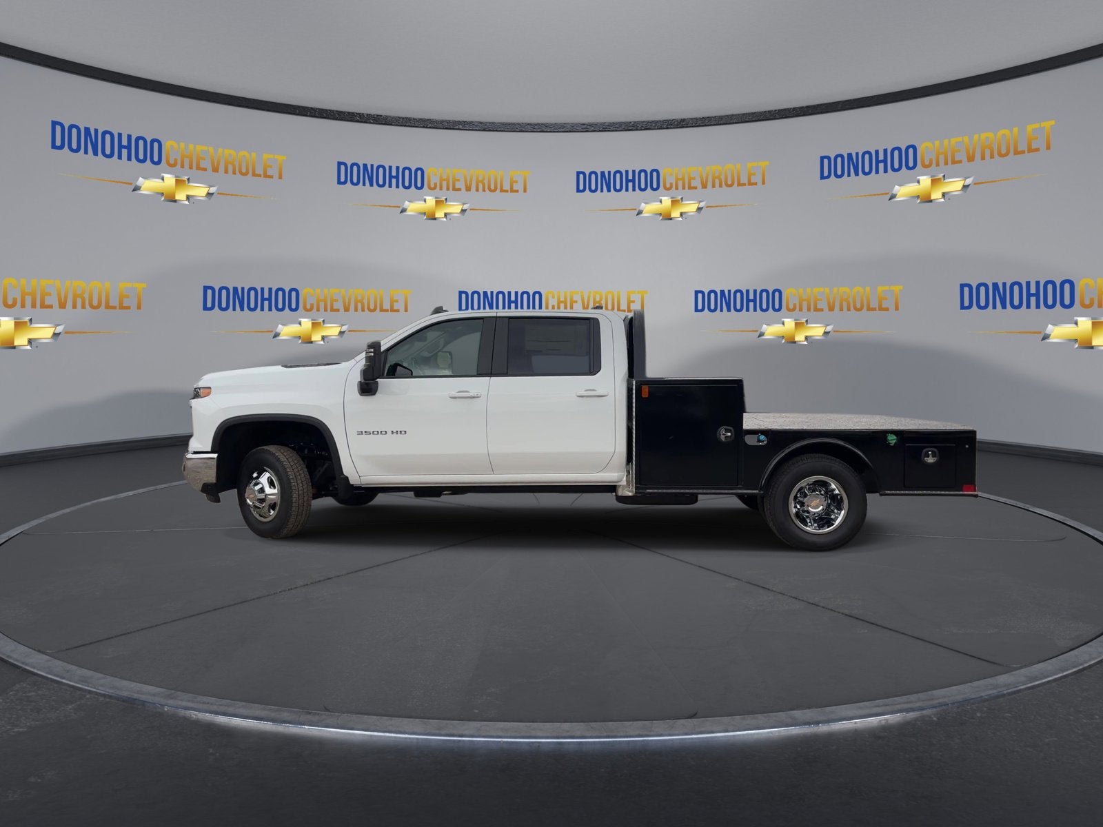 2026 Chevrolet Silverado 3500 HD Chassis Cab LT