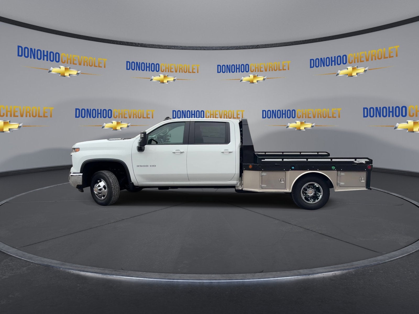 2026 Chevrolet Silverado 3500 HD Chassis Cab LT