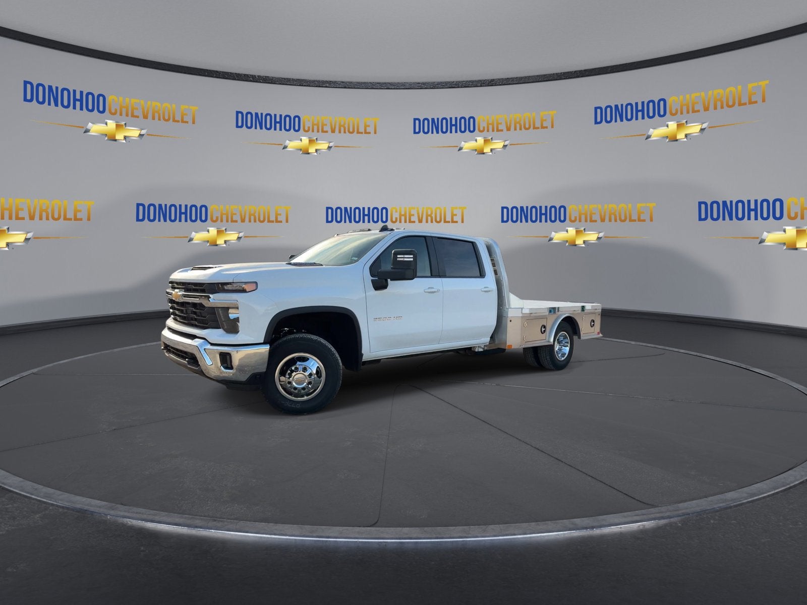 2026 Chevrolet Silverado 3500 HD Chassis Cab LT