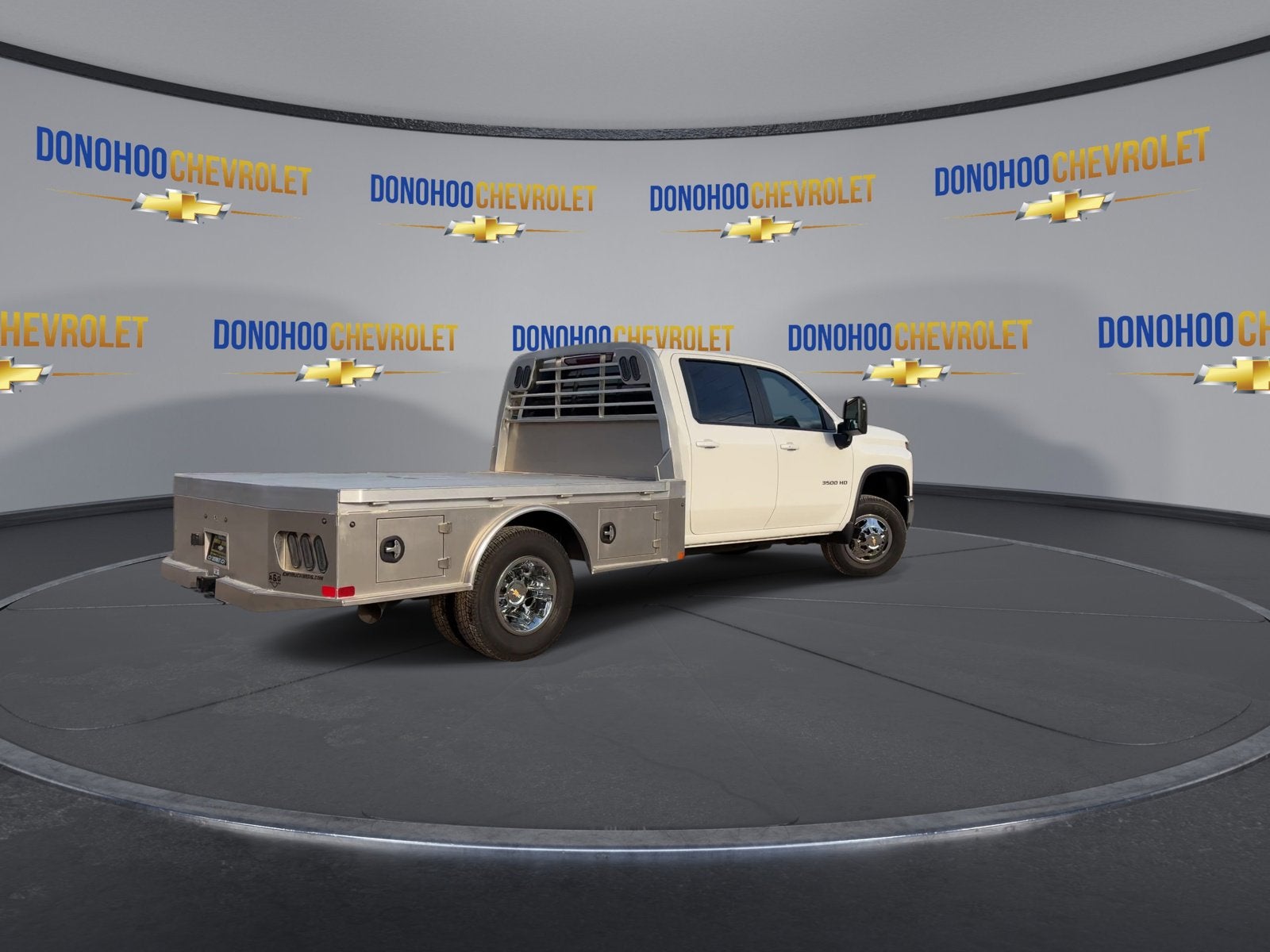 2026 Chevrolet Silverado 3500 HD Chassis Cab LT