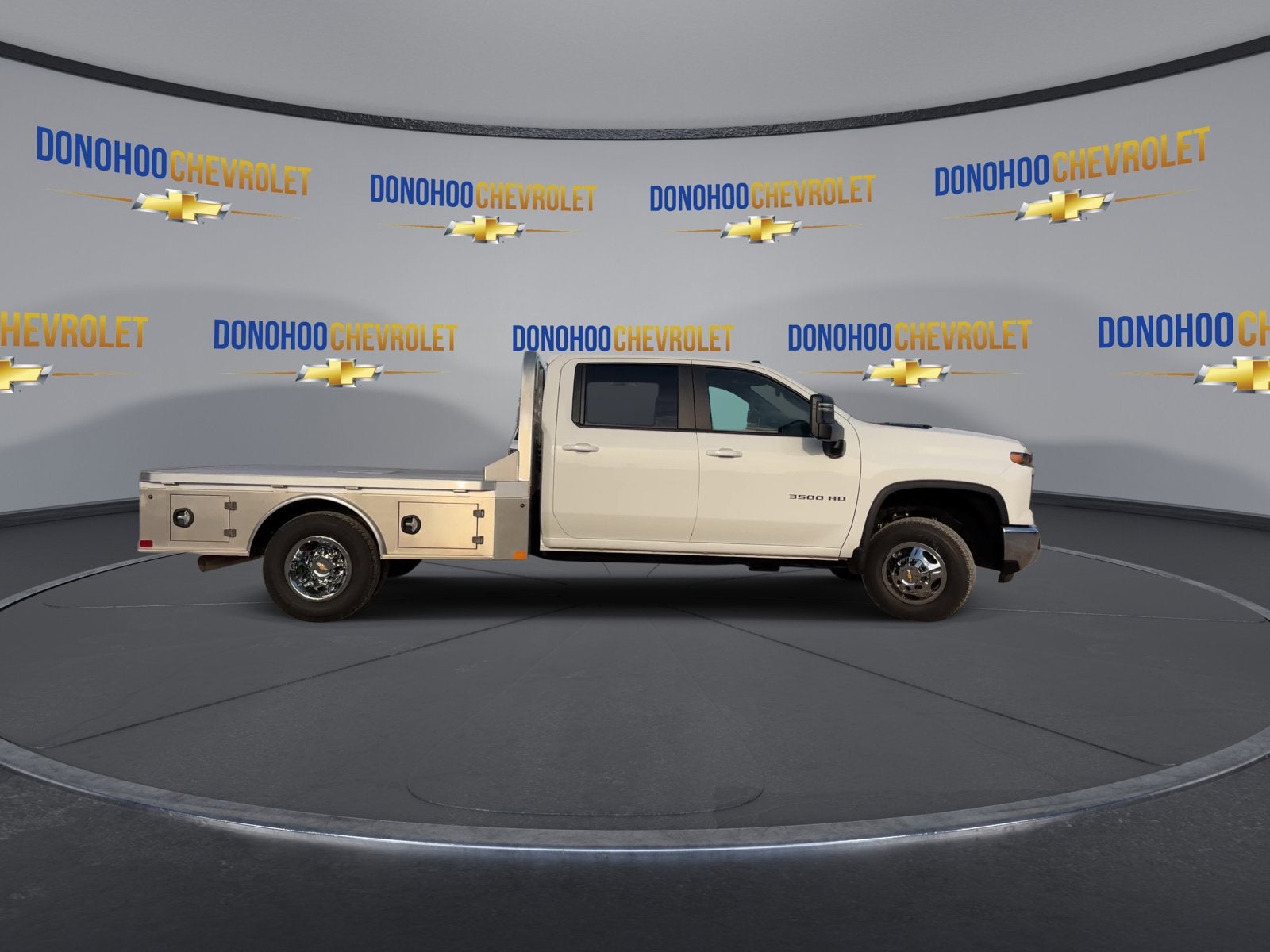 2026 Chevrolet Silverado 3500 HD Chassis Cab LT