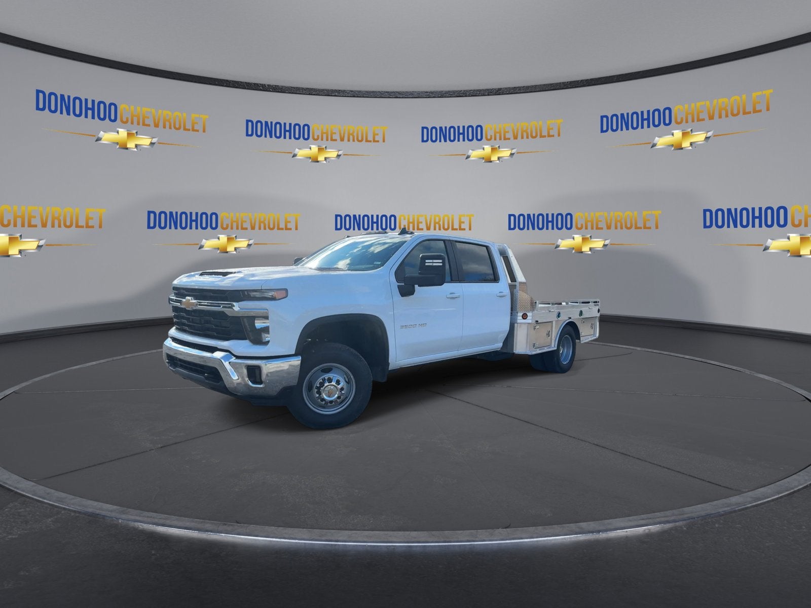 2026 Chevrolet Silverado 3500 HD Chassis Cab LT