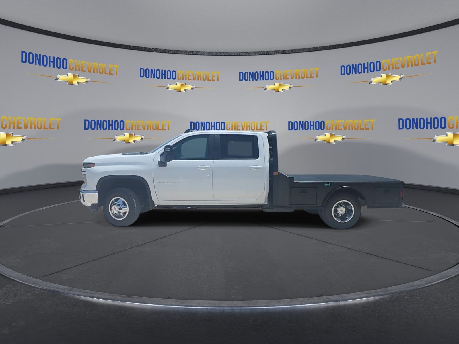 2026 Chevrolet Silverado 3500 HD Chassis Cab LT