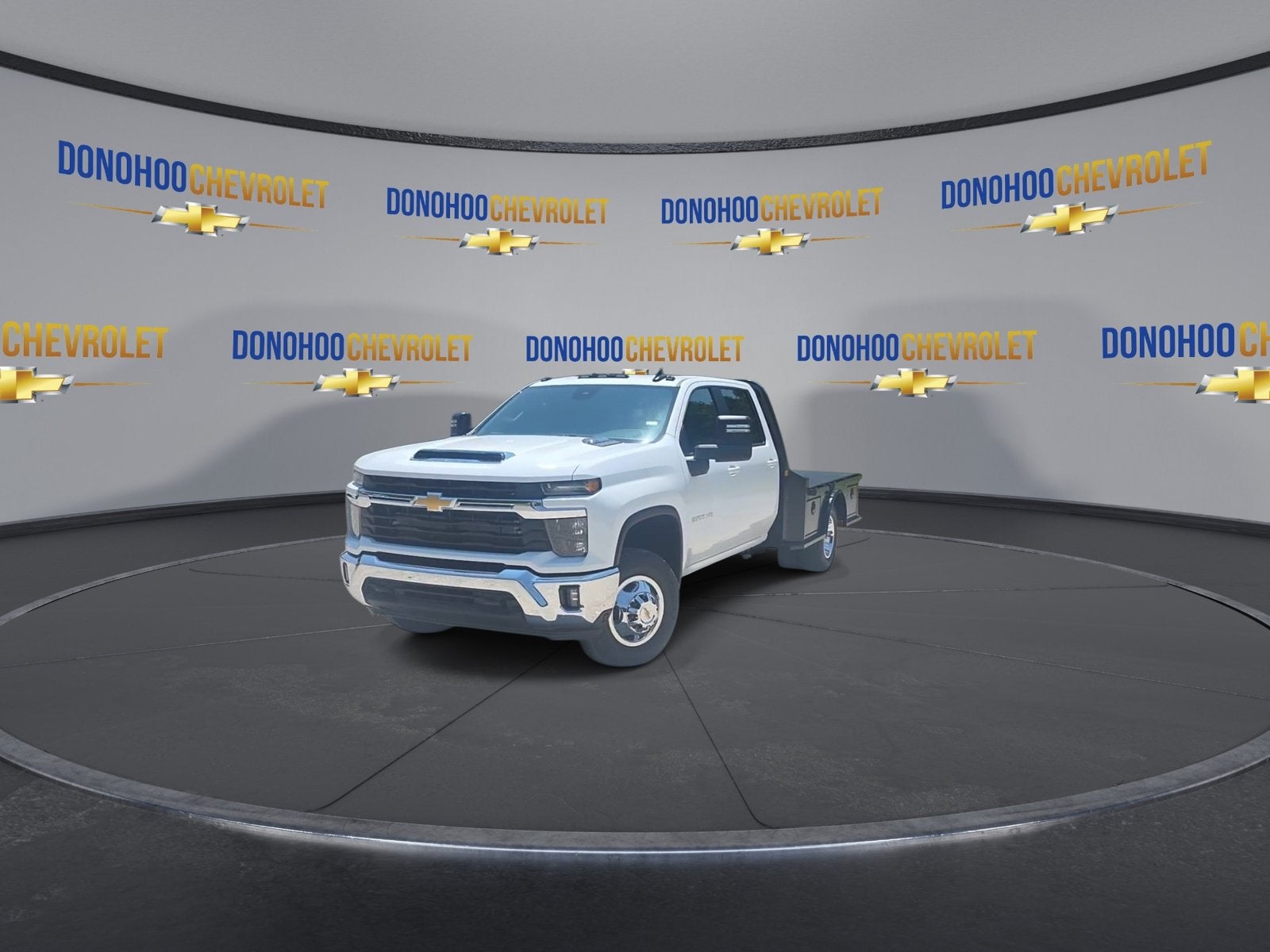 2026 Chevrolet Silverado 3500 HD Chassis Cab LT