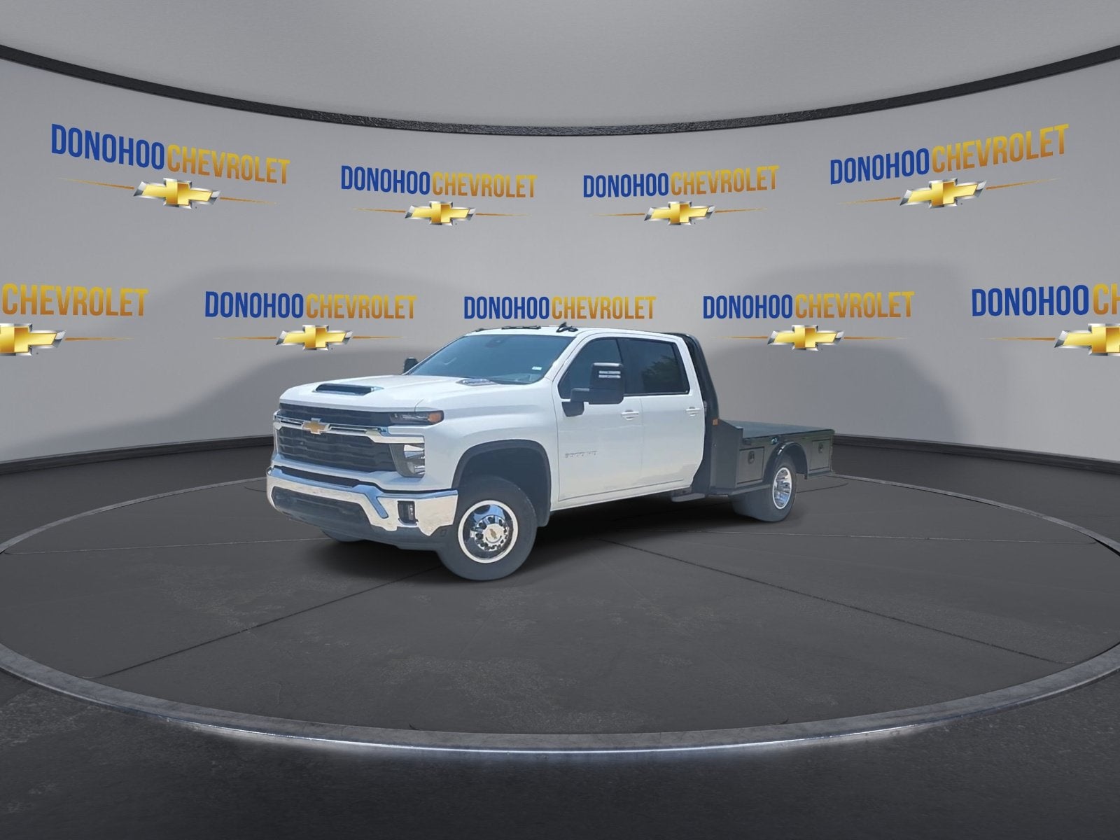2026 Chevrolet Silverado 3500 HD Chassis Cab LT