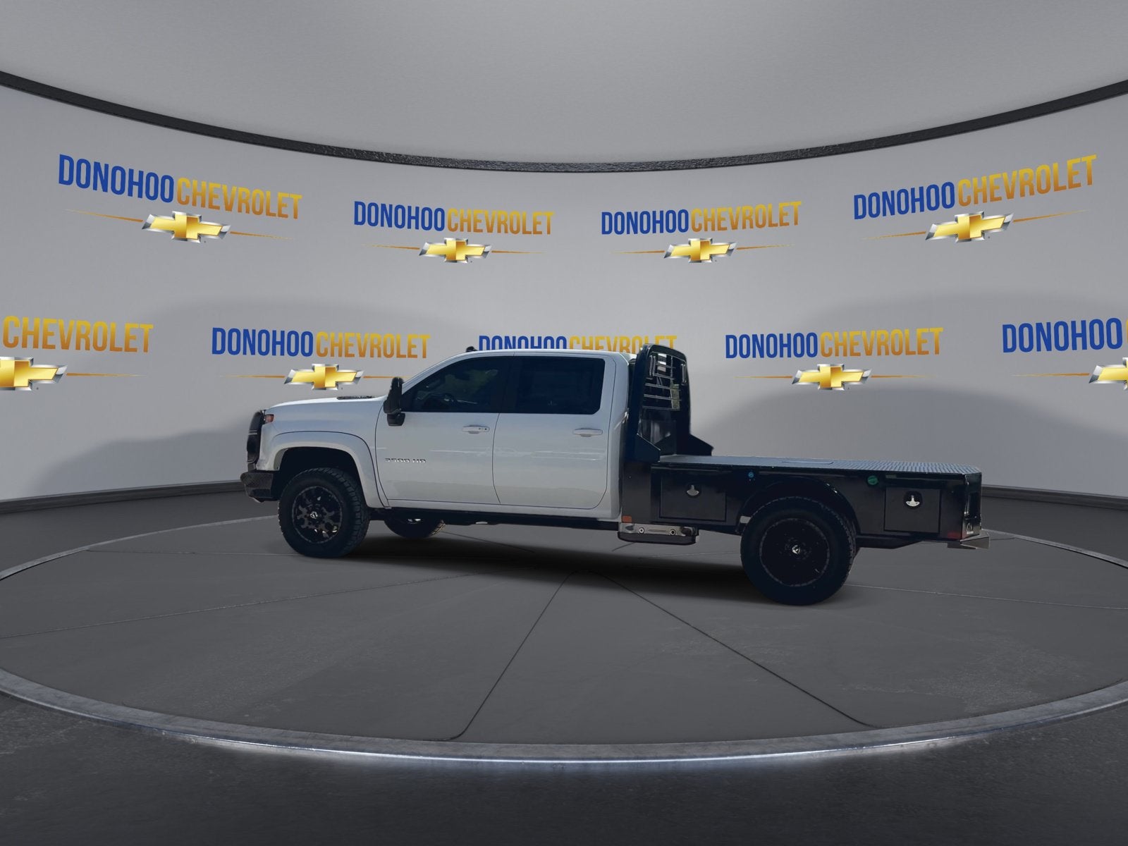 2026 Chevrolet Silverado 3500 HD Chassis Cab LT