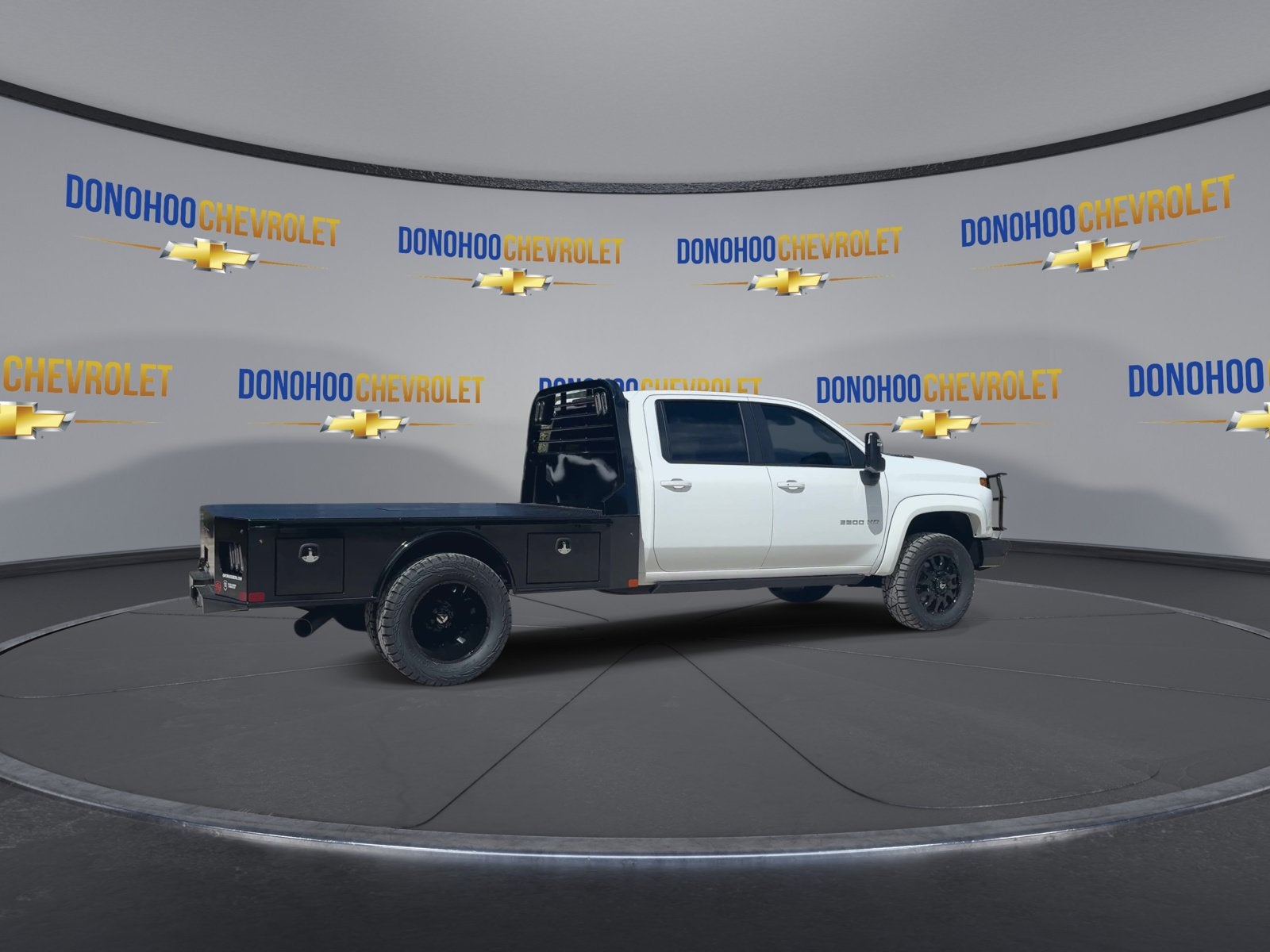2026 Chevrolet Silverado 3500 HD Chassis Cab LT