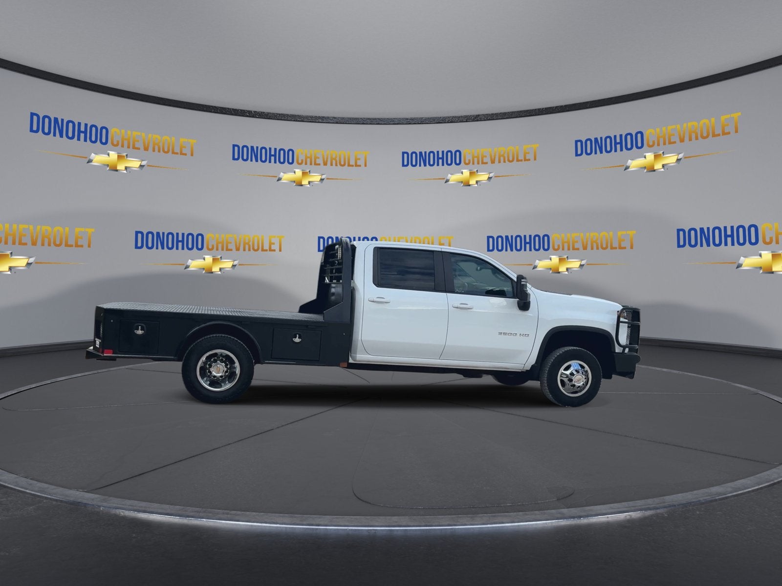 2024 Chevrolet Silverado 3500 HD Chassis Cab LT