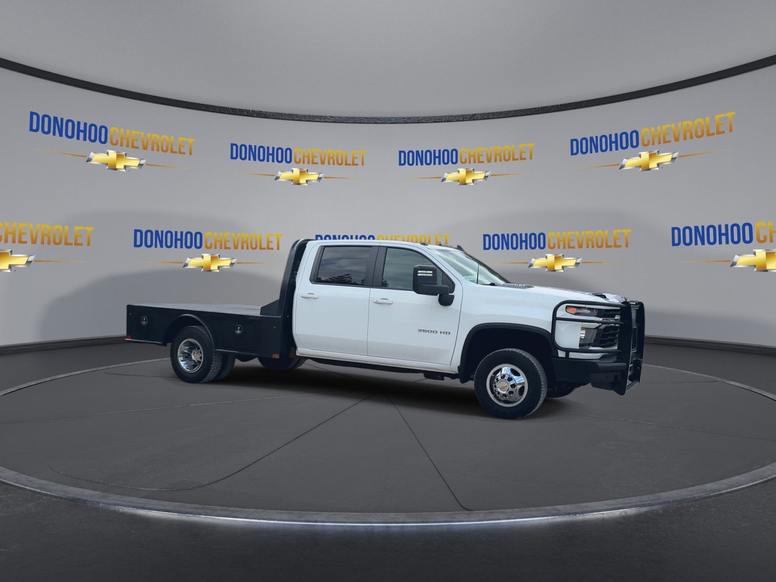 2024 Chevrolet Silverado 3500 HD Chassis Cab LT