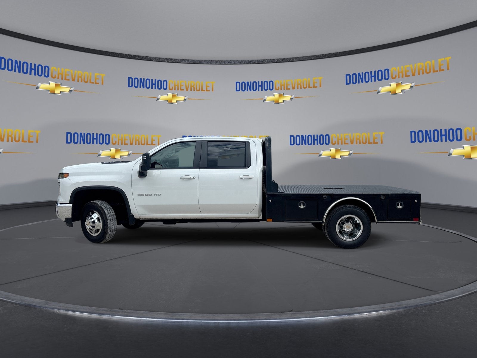 2024 Chevrolet Silverado 3500 HD Chassis Cab LT