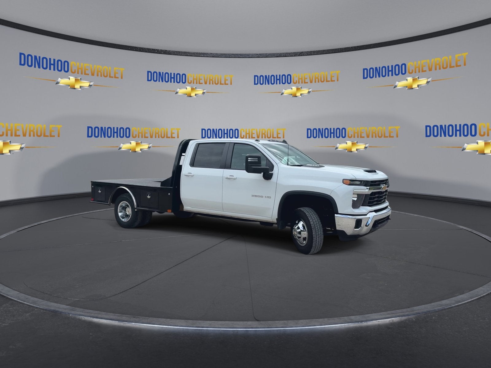 2024 Chevrolet Silverado 3500 HD Chassis Cab LT