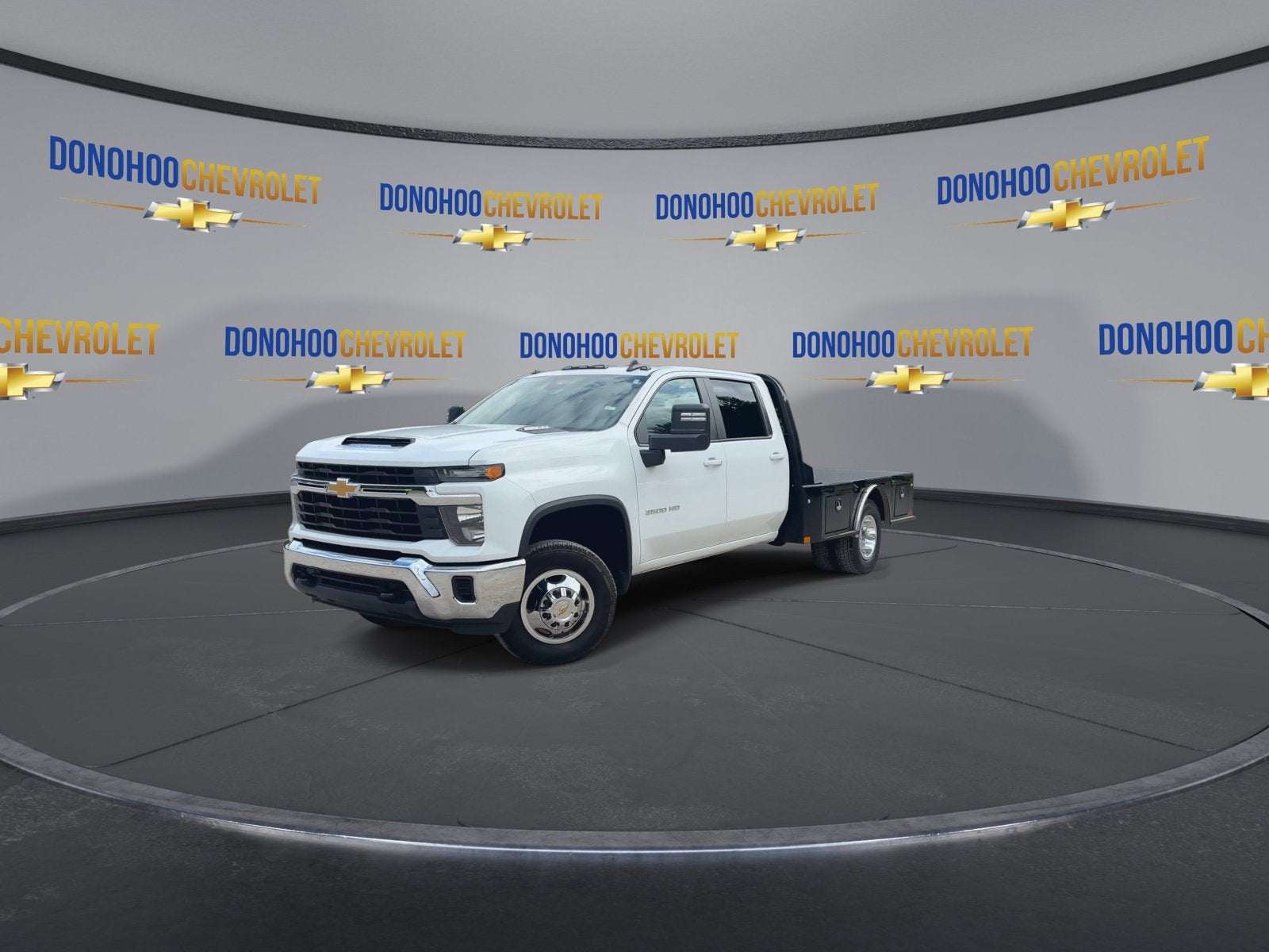 2024 Chevrolet Silverado 3500 HD Chassis Cab LT