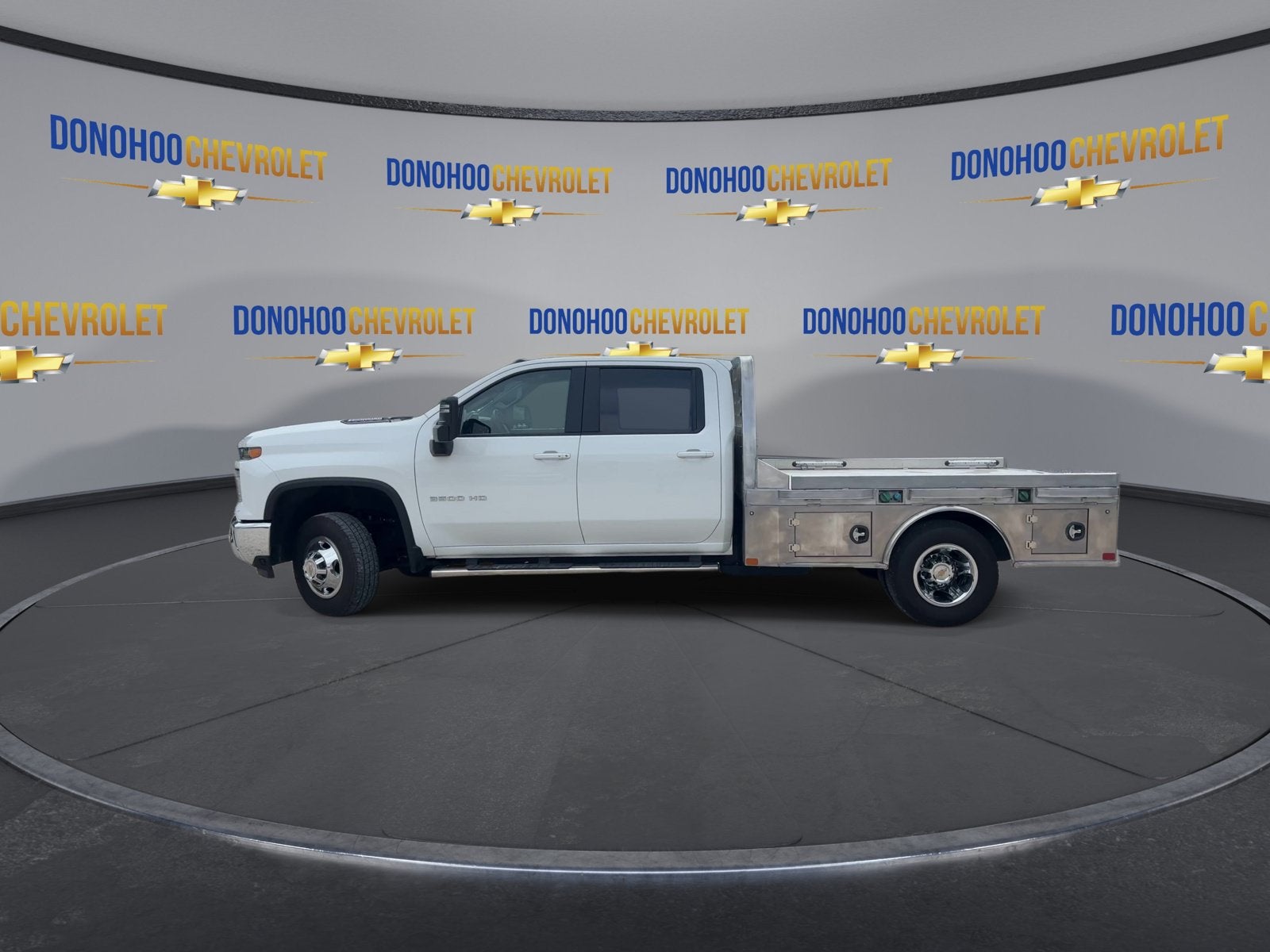 2024 Chevrolet Silverado 3500 HD Chassis Cab LT