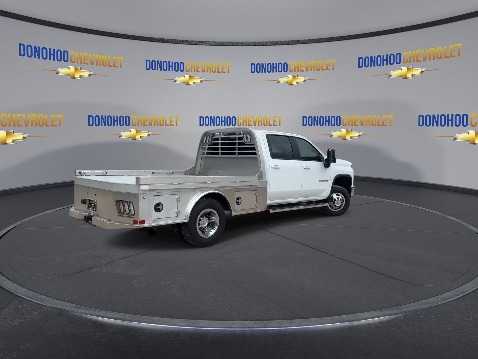 2024 Chevrolet Silverado 3500 HD Chassis Cab LT