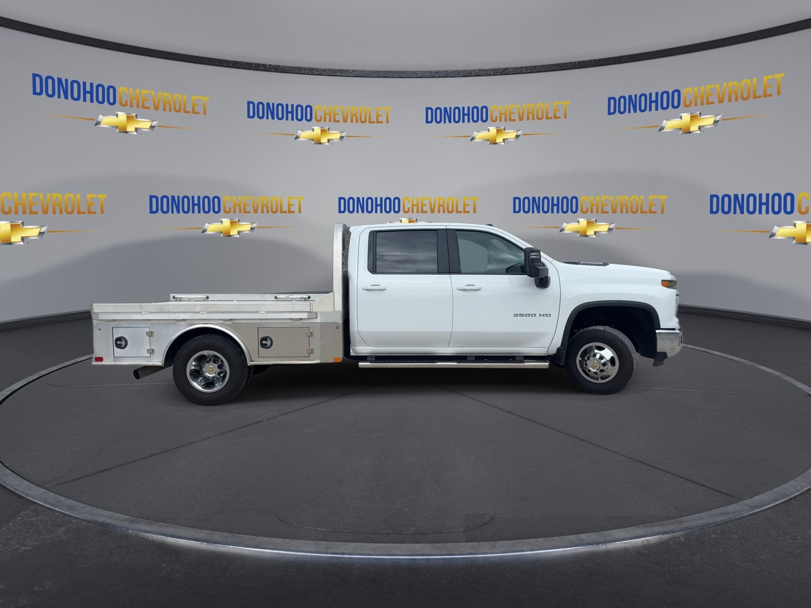 2024 Chevrolet Silverado 3500 HD Chassis Cab LT