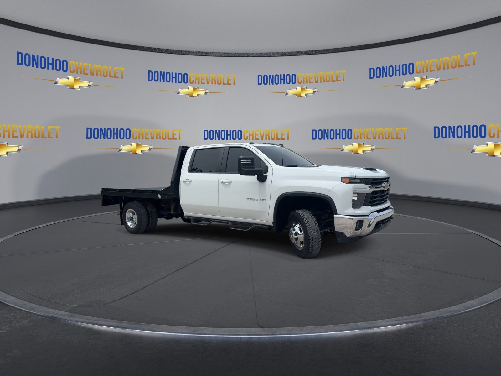 2024 Chevrolet Silverado 3500 HD Chassis Cab LT
