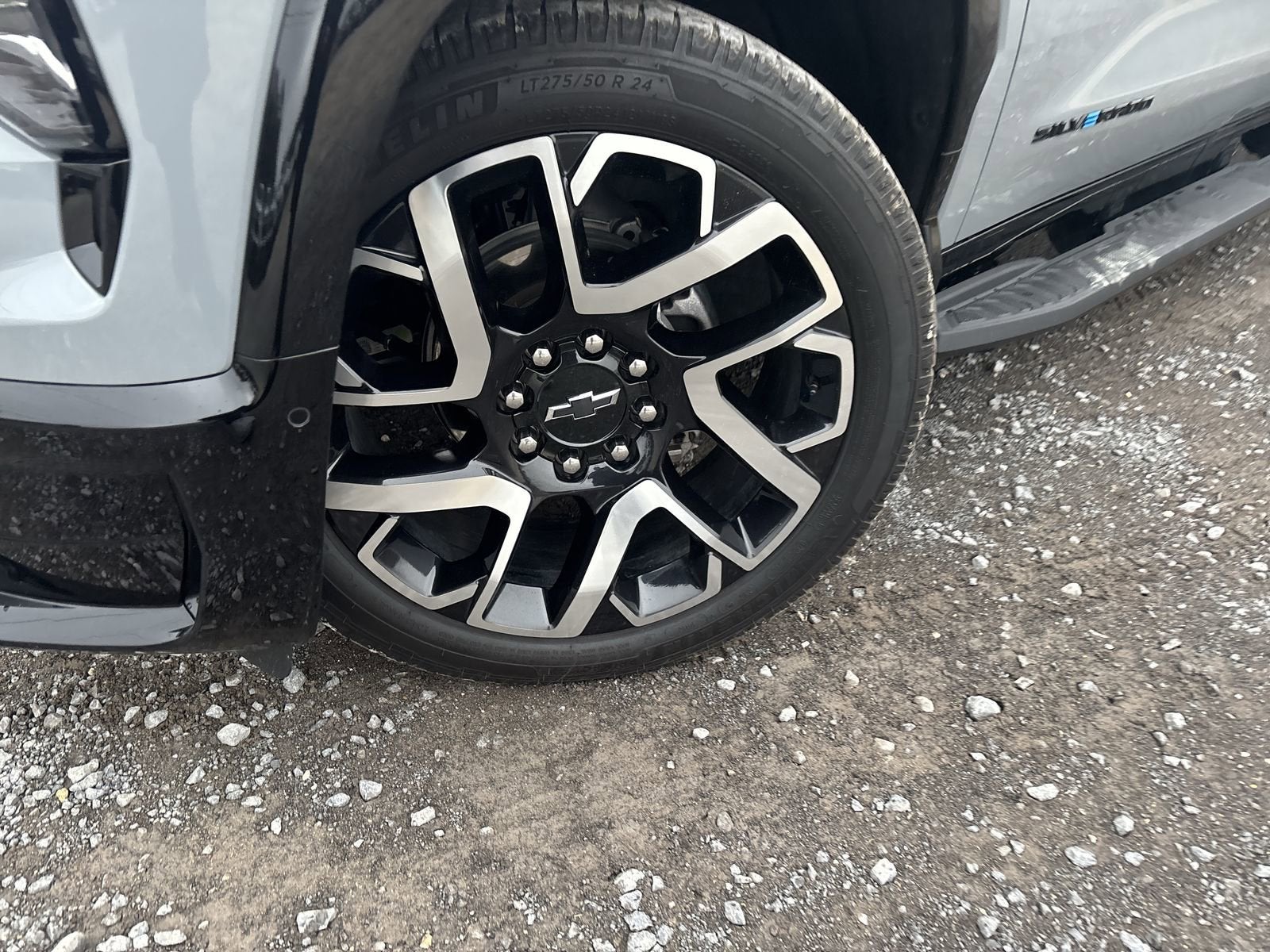 2025 Chevrolet Silverado EV RST - Max Range