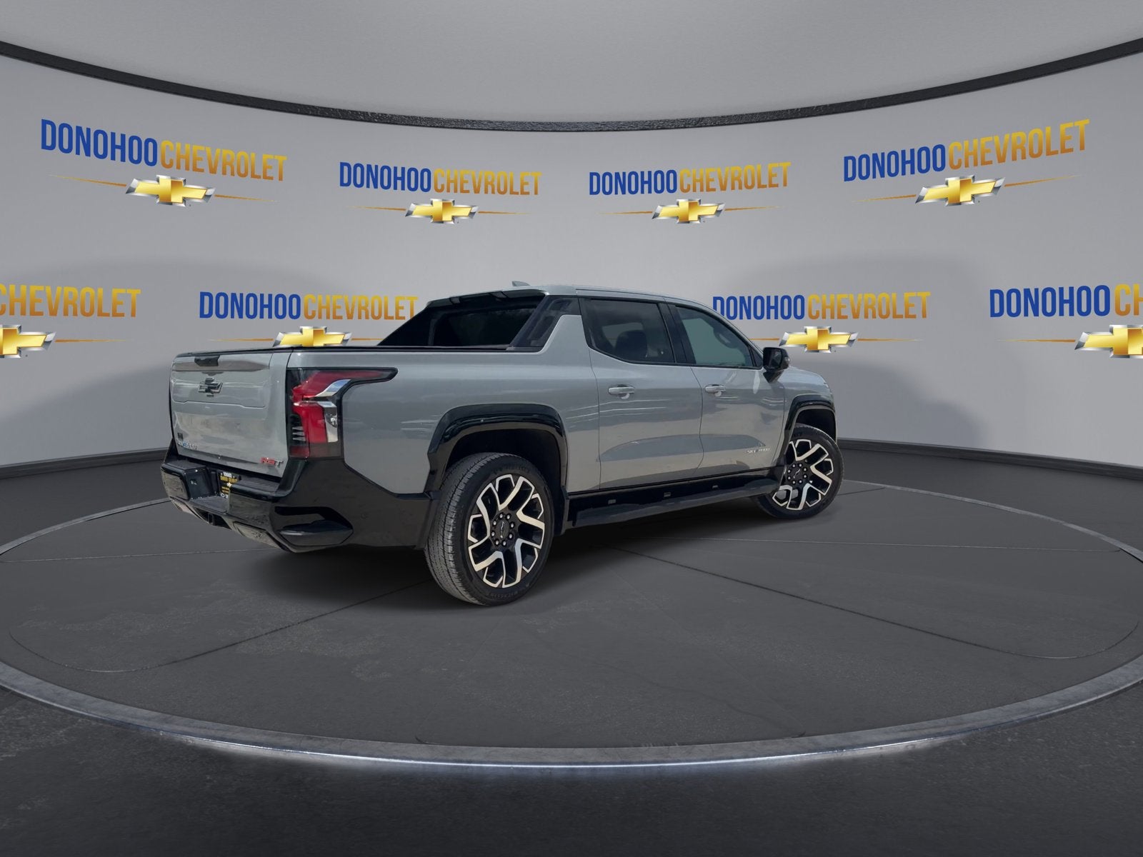 2025 Chevrolet Silverado EV RST - Max Range