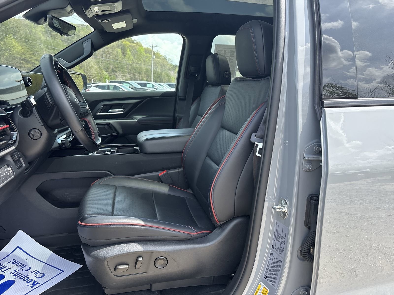 2025 Chevrolet Silverado EV RST - Max Range