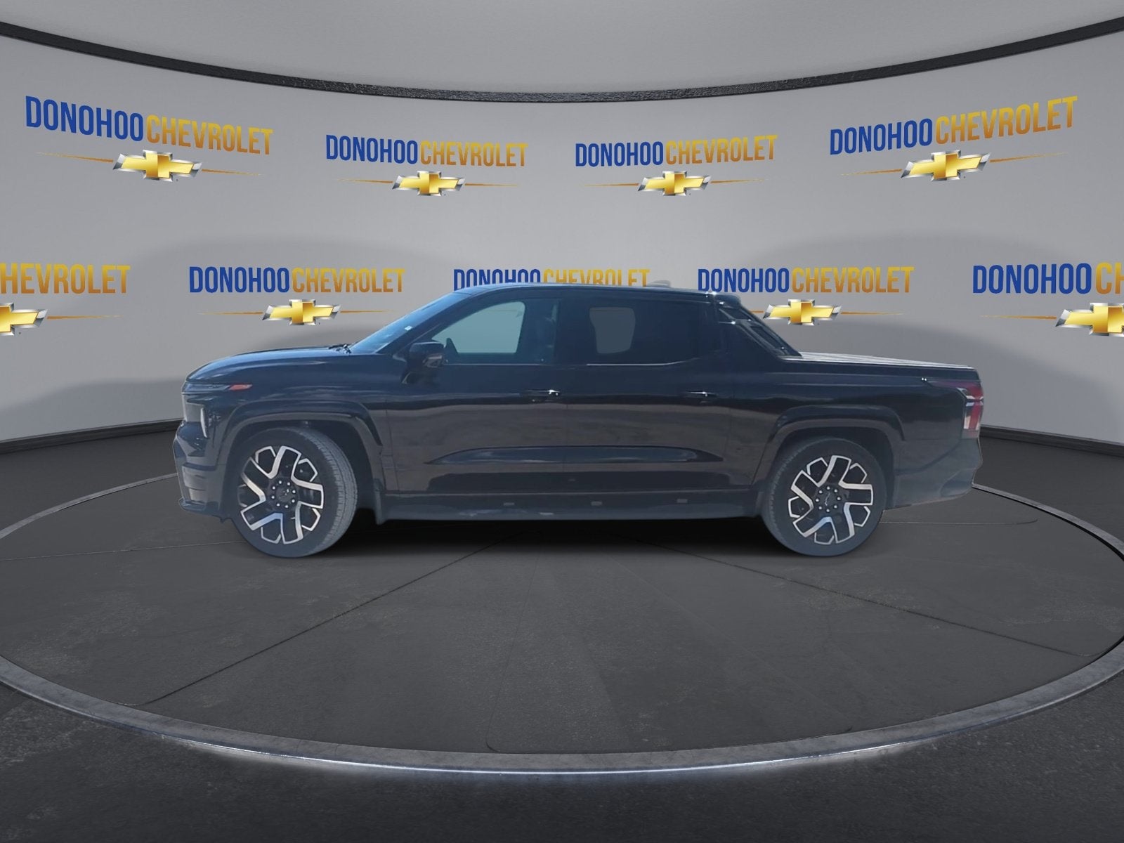 2024 Chevrolet Silverado EV RST