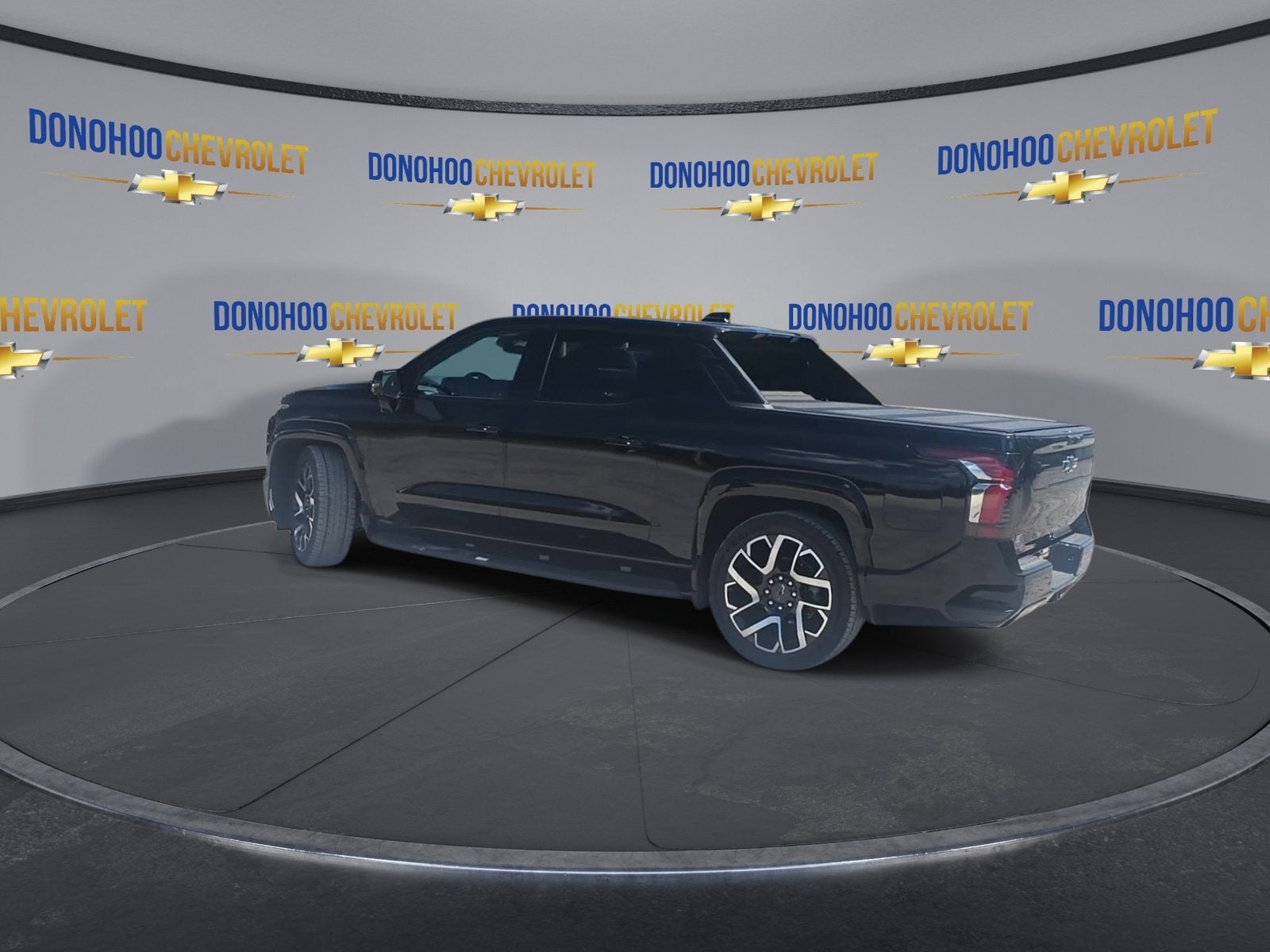 2024 Chevrolet Silverado EV RST