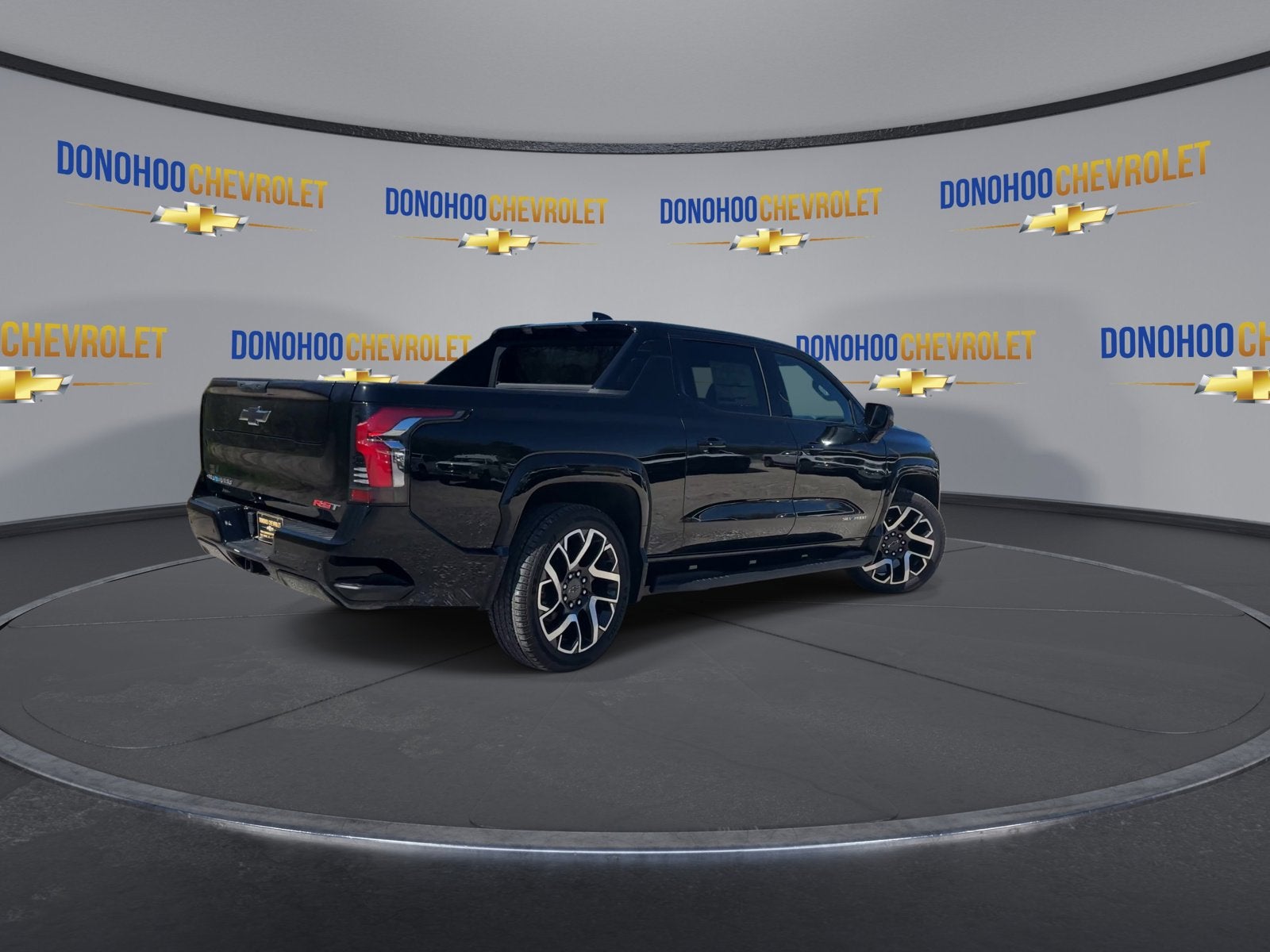 2024 Chevrolet Silverado EV RST