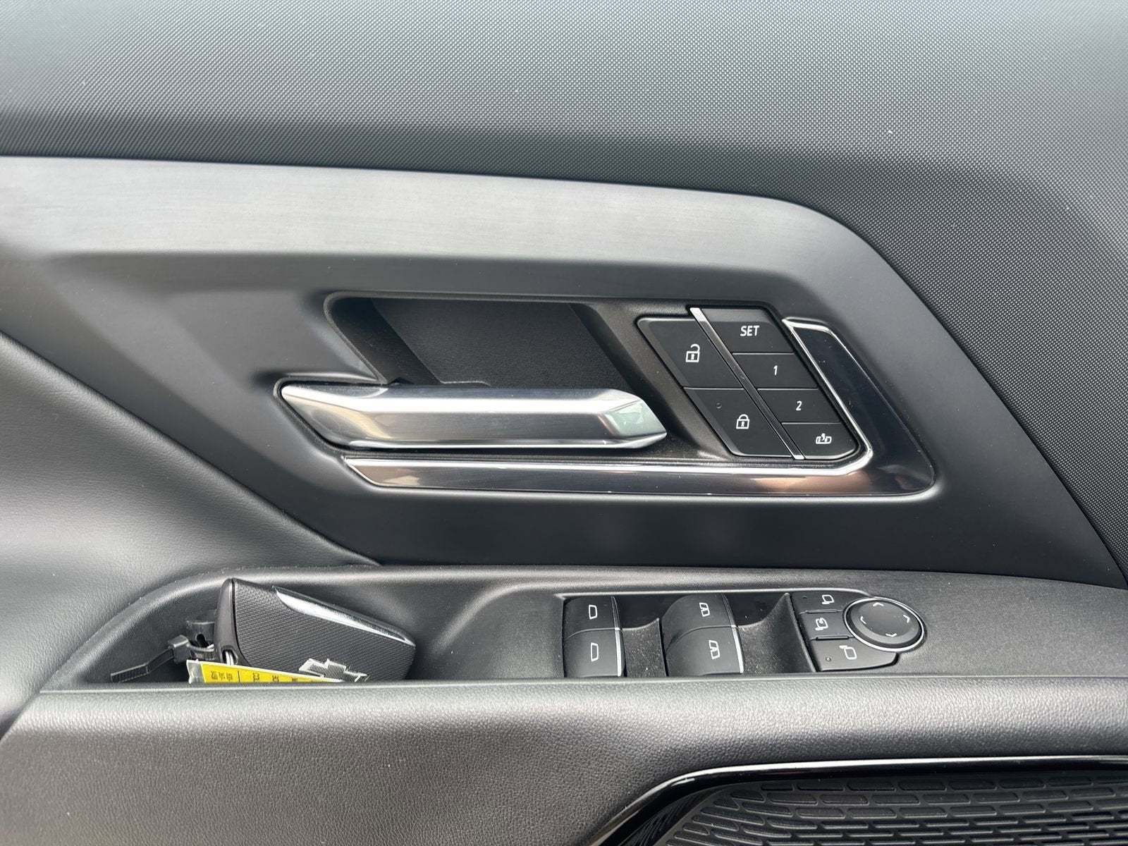 2024 Chevrolet Silverado EV RST