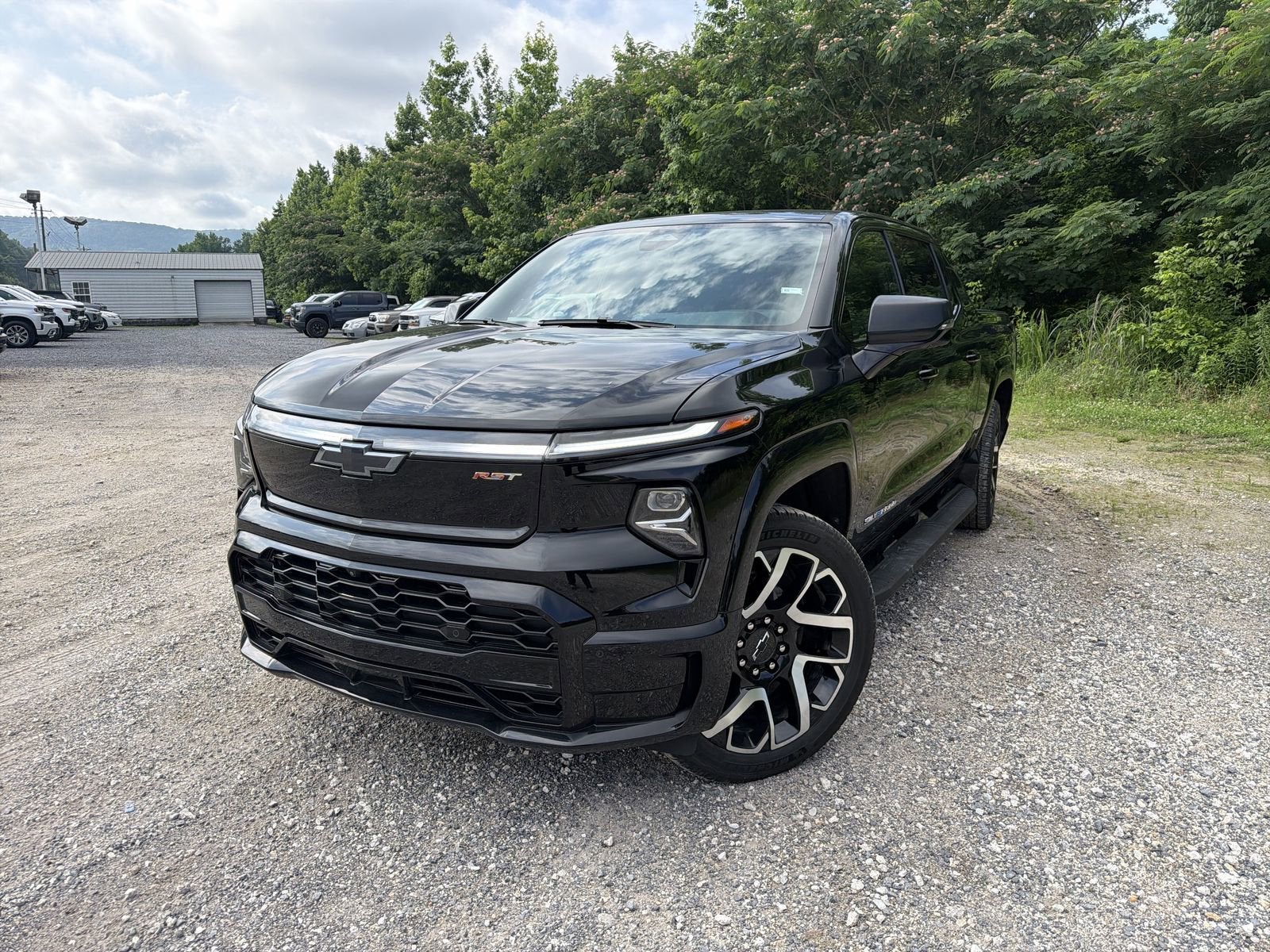 2024 Chevrolet Silverado EV RST