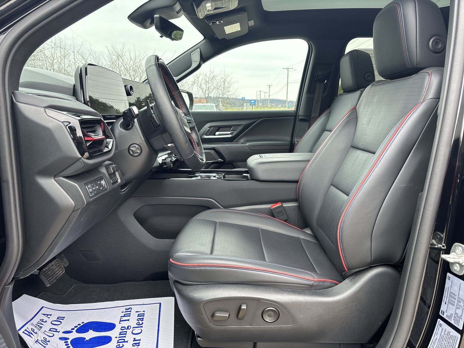 2024 Chevrolet Silverado EV RST