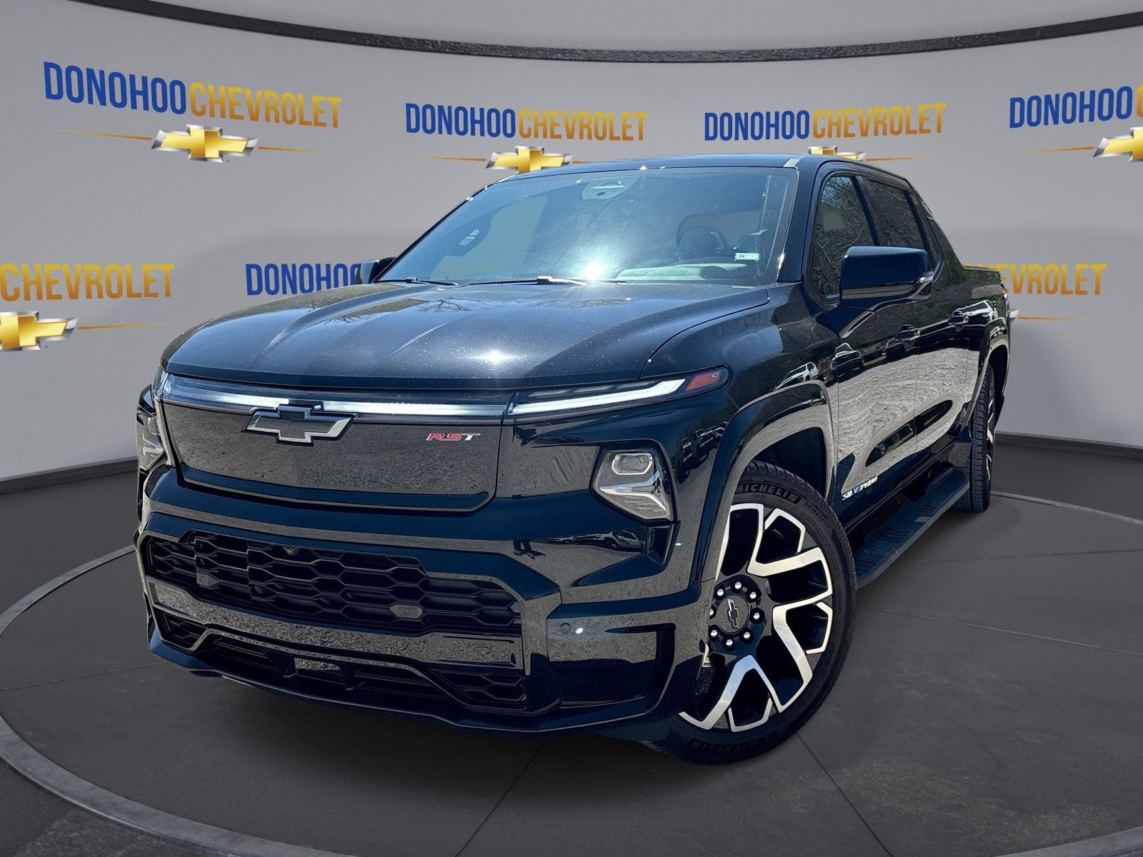 2024 Chevrolet Silverado EV RST