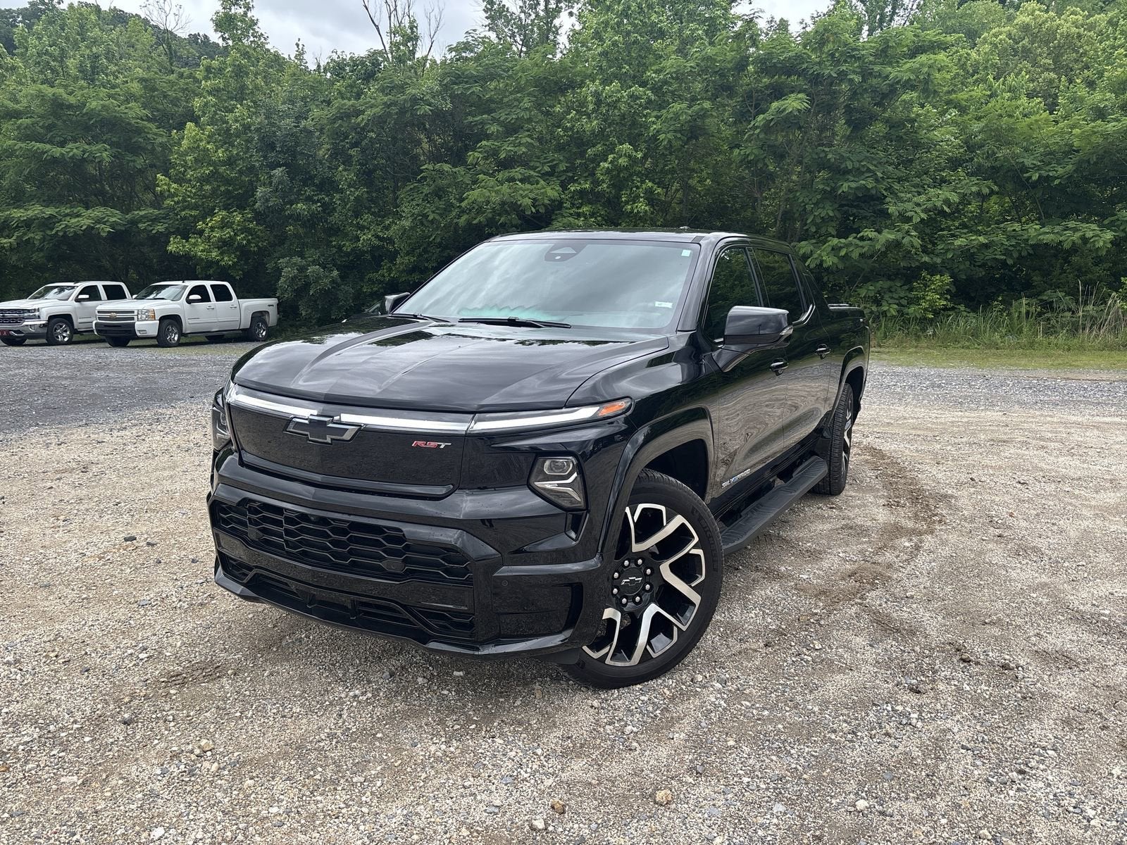 2024 Chevrolet Silverado EV RST
