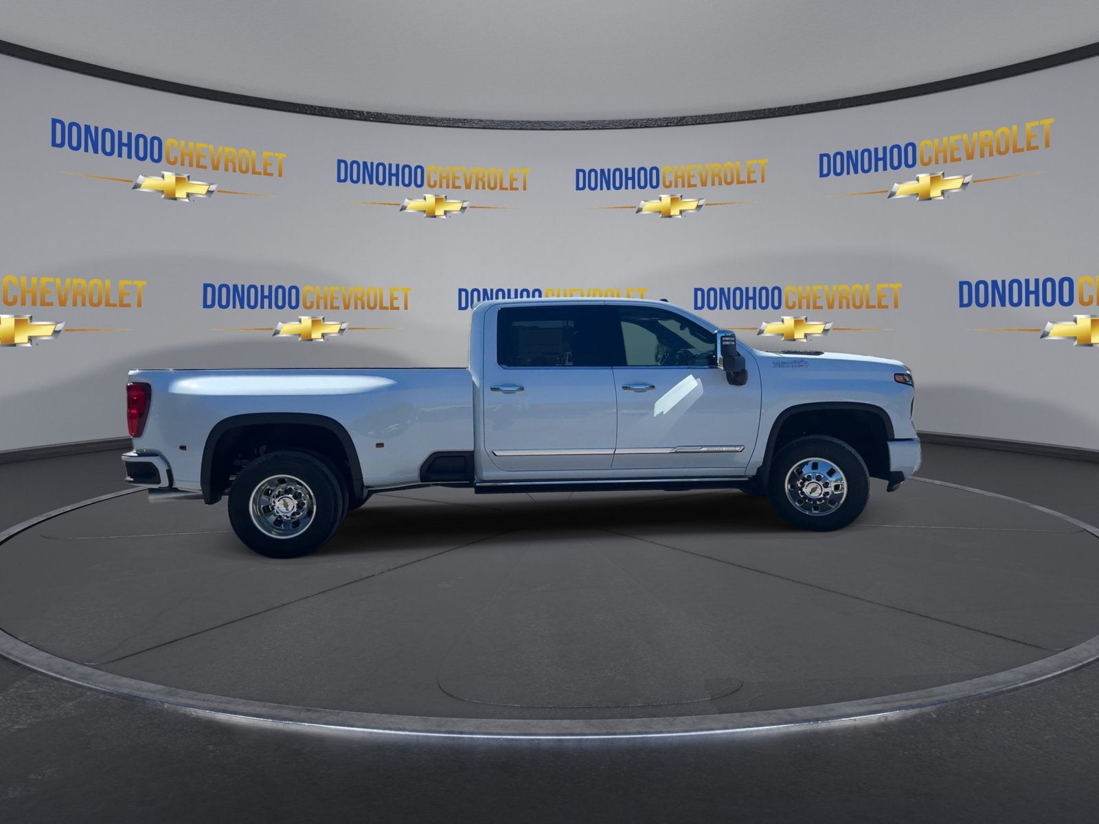 2026 Chevrolet Silverado 3500 HD High Country DRW